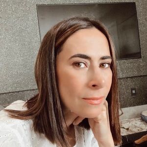 Meet your Posher, Carolina